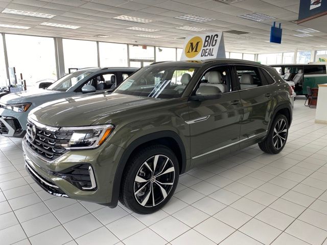 2026 Volkswagen Atlas Cross Sport 2.0T SEL Premium R-Line 4MOTION's photo