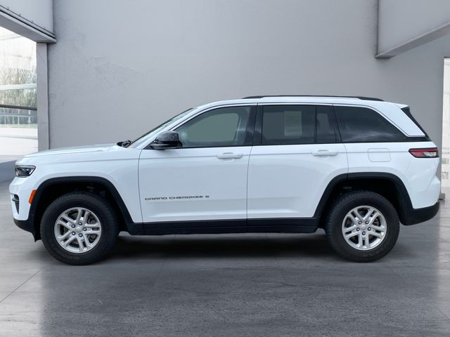 2023 Jeep Grand Cherokee Laredo - Photo 2