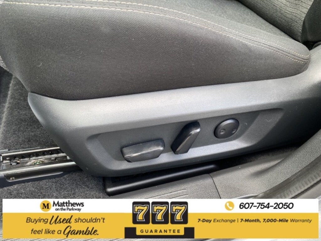 Used 2022 Nissan Rogue SV SUV