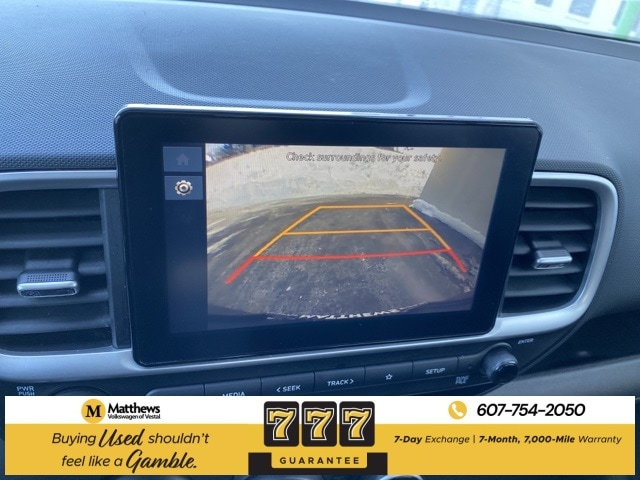 Additional photo of vehicle.