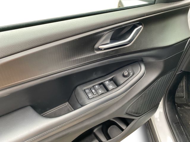 2023 Jeep Grand Cherokee Laredo - Photo 12