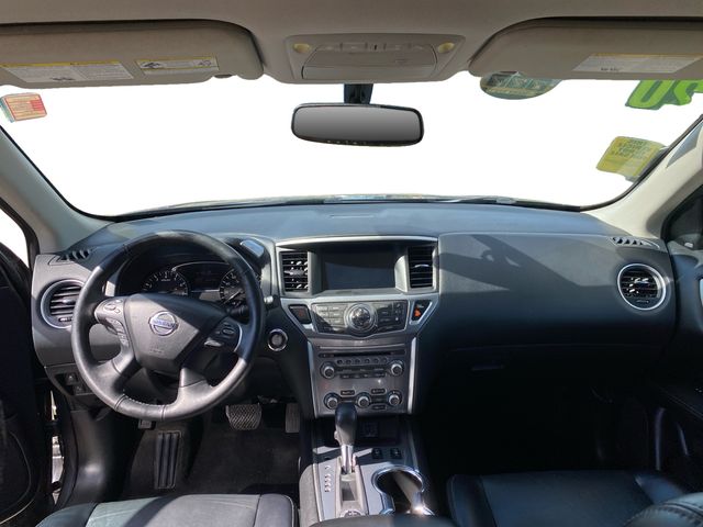 Additional photo of vehicle.