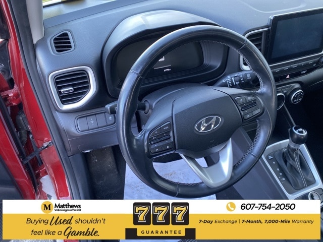 Additional photo of vehicle.