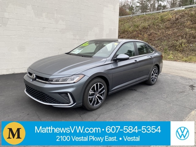 2026 Volkswagen Jetta SE's photo