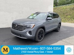 2025 Volkswagen Atlas 2.0T SE w/Technology SUV
