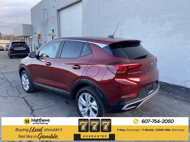 Additional photo of vehicle.