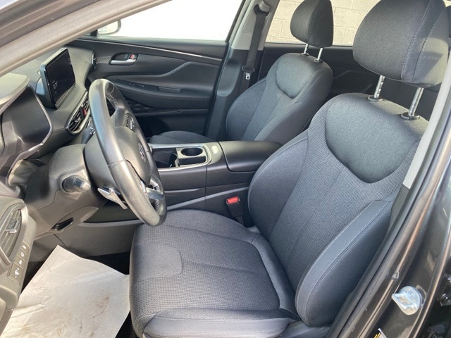 Additional photo of vehicle.