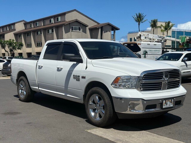 2019 Ram 1500 Classic SLT photo 2