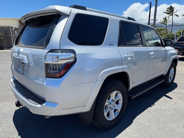 2024 Toyota 4Runner SR5 photo 3