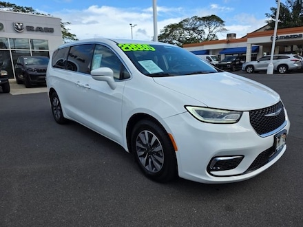 2022 Chrysler Pacifica Hybrid Touring L Van Passenger Van