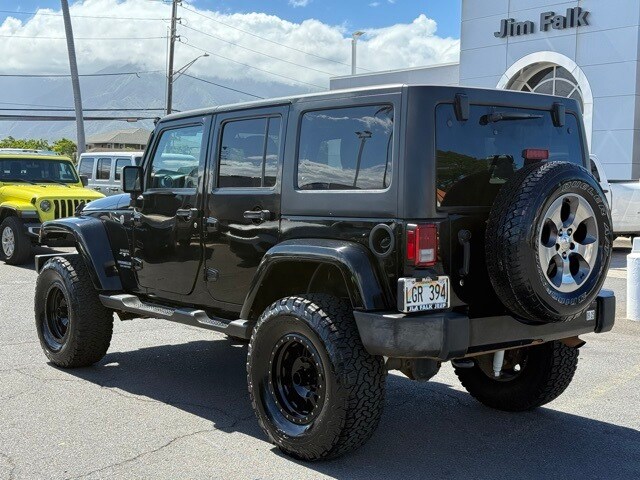 2016 Jeep Wrangler Unlimited Sahara photo 4