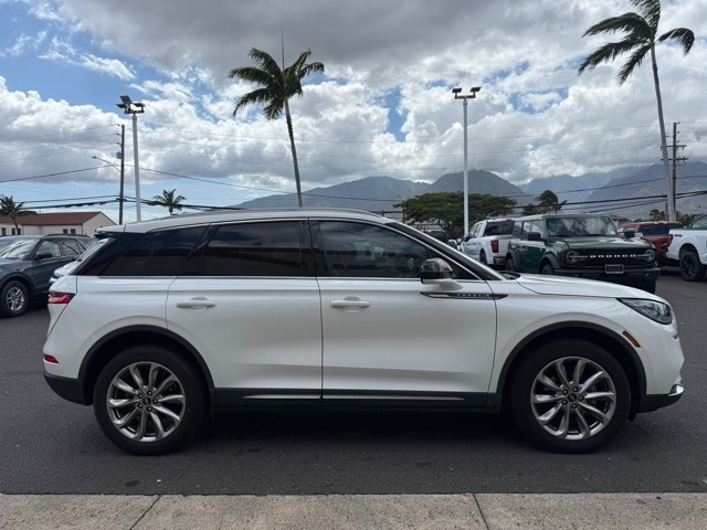 2021 Lincoln Corsair Standard photo 6