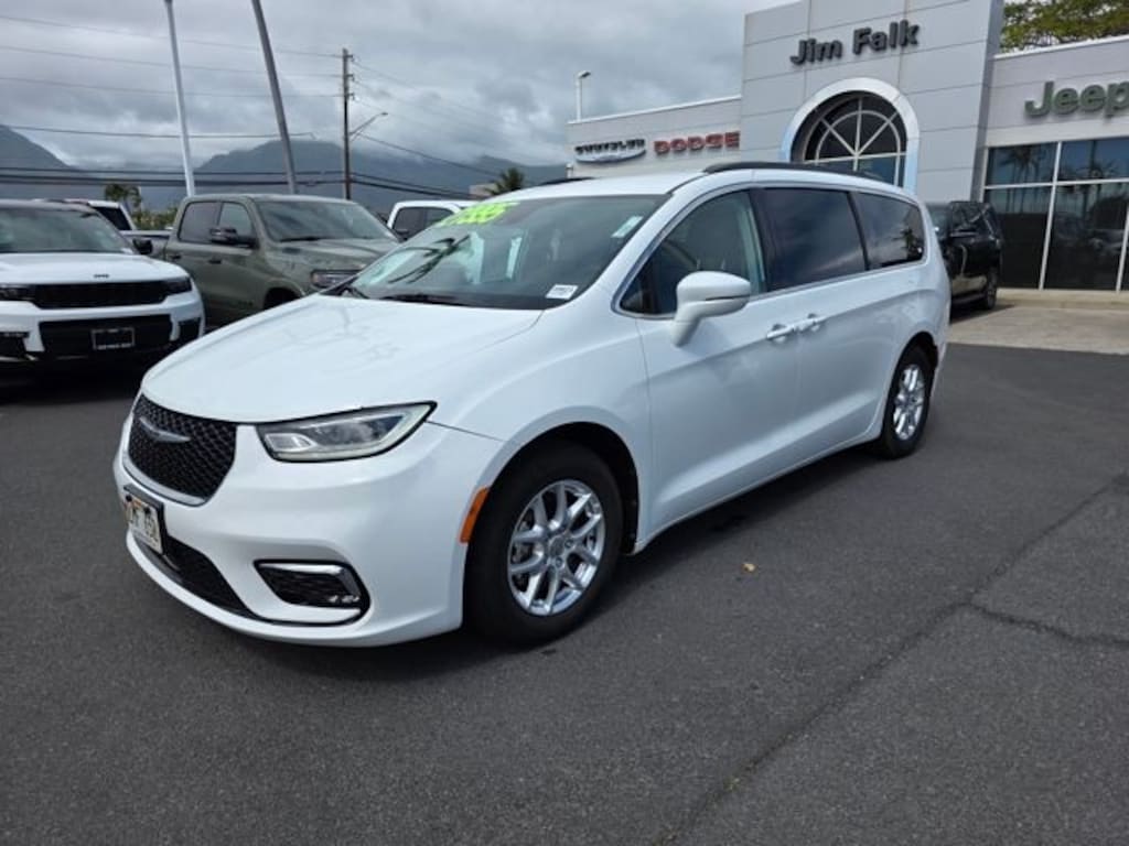 Used 2022 Chrysler Pacifica Touring L Van Passenger Van