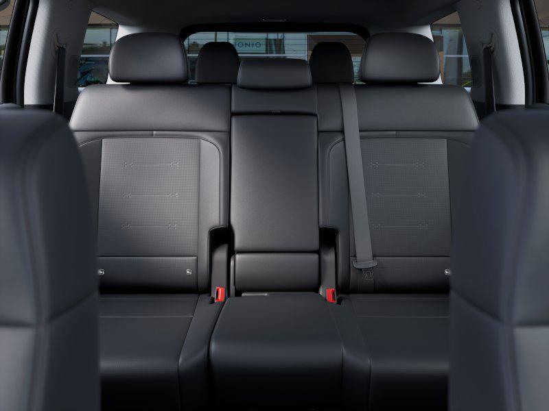 2025 Hyundai Santa Fe Limited - Photo 12