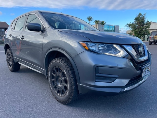 Used 2019 Nissan Rogue S with VIN 5N1AT2MV2KC823927 for sale in Kahului, HI