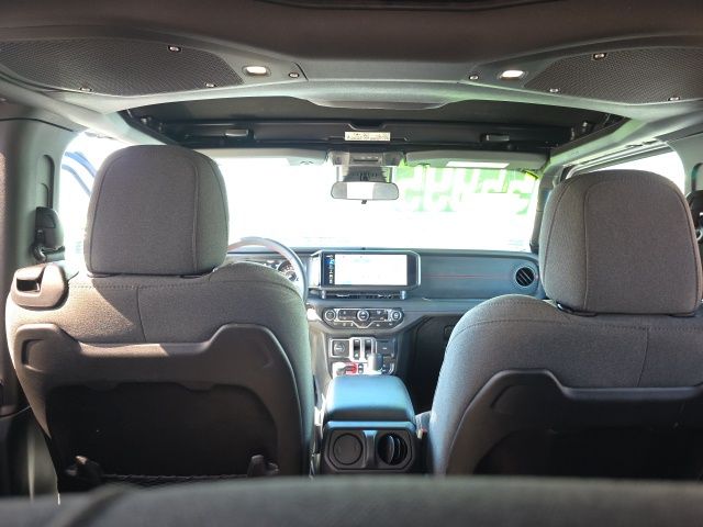2024 Jeep Wrangler 2-Door Rubicon - Photo 11
