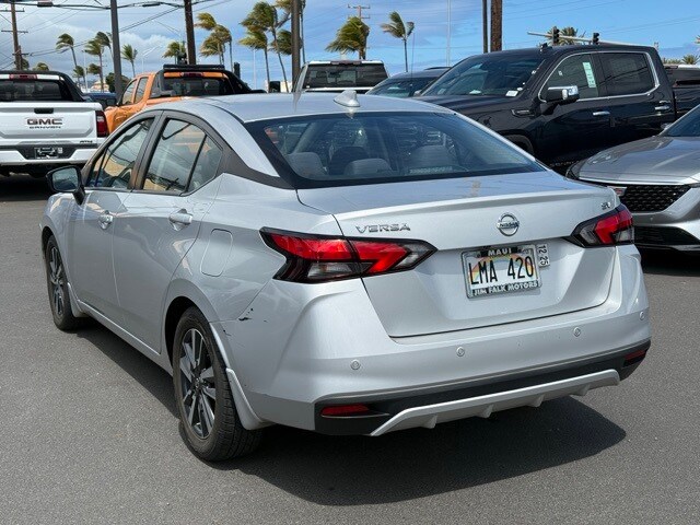 2021 Nissan Versa 1.6 SV photo 3