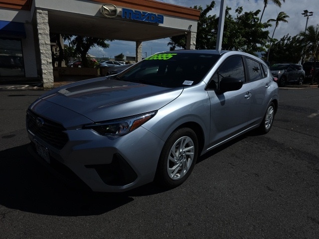 2025 Subaru Impreza Base photo 2