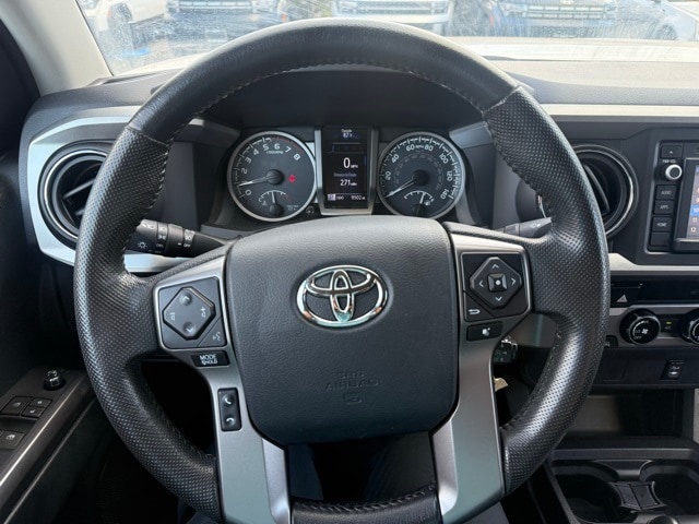 2016 Toyota Tacoma SR photo 9