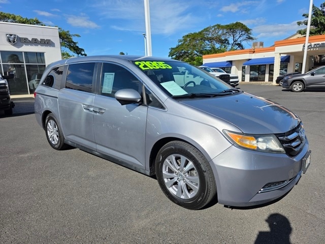 2017 Honda Odyssey SE's photo