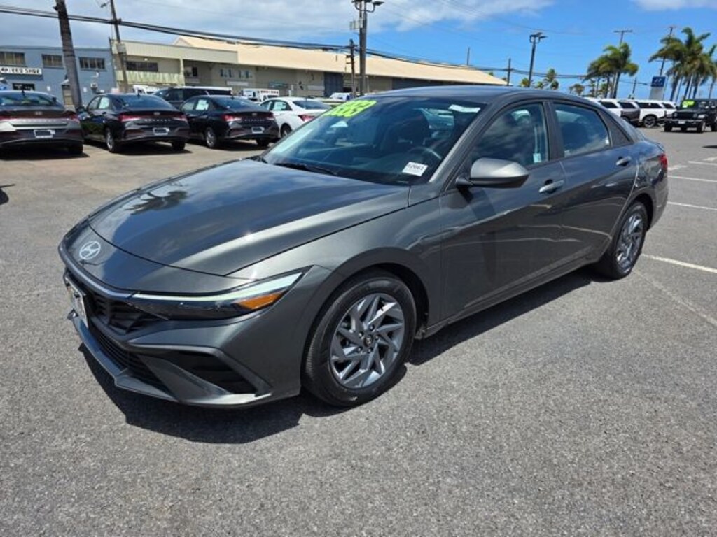 Used 2024 Hyundai Elantra SEL Sedan