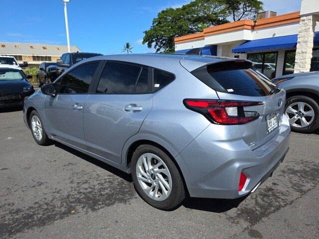 2025 Subaru Impreza Base photo 4