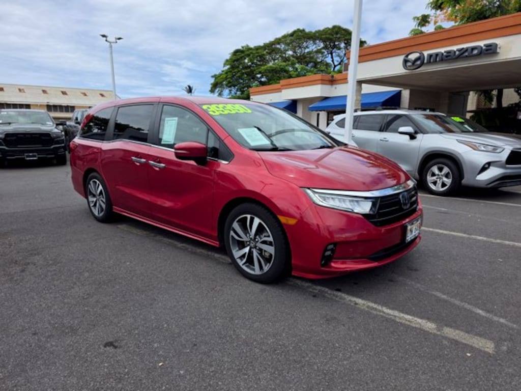 Used 2023 Honda Odyssey Touring Van