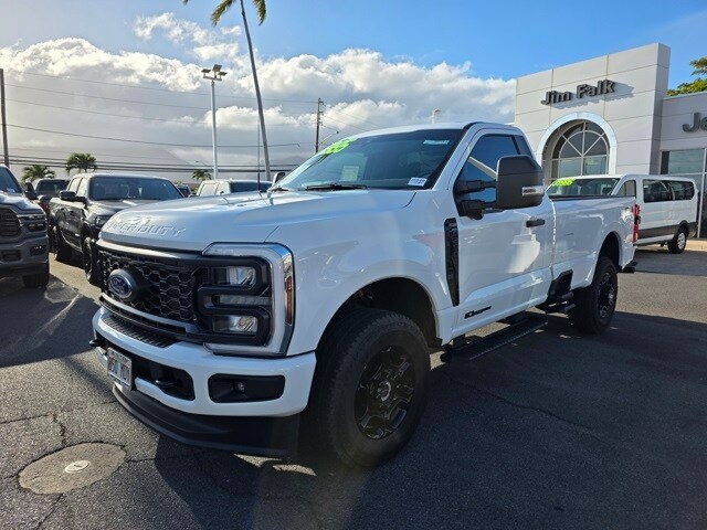 2025 Ford F-250 XLT photo 3