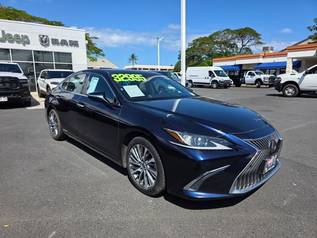 2020 Lexus ES Hybrid 300h