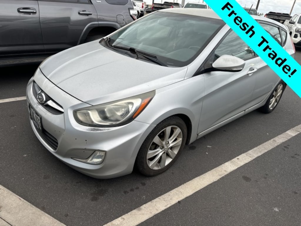 Used 2013 Hyundai Accent SE Hatchback