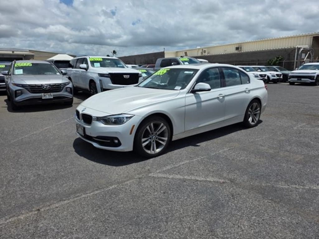 Used 2017 BMW 330i Sedan