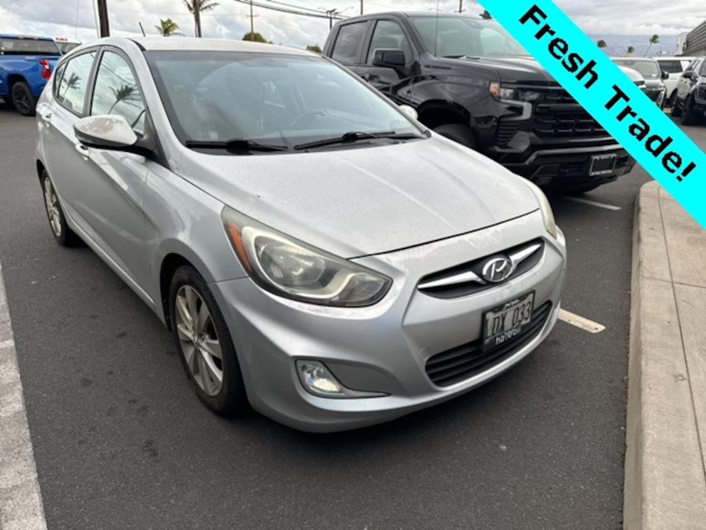 Used 2013 Hyundai Accent SE Hatchback