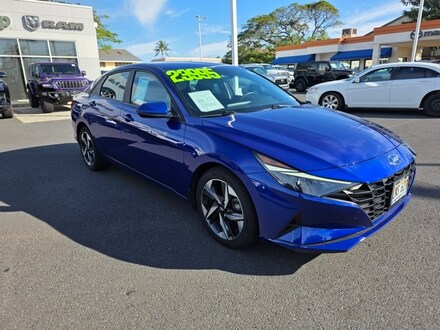 2023 Hyundai Elantra SEL Sedan