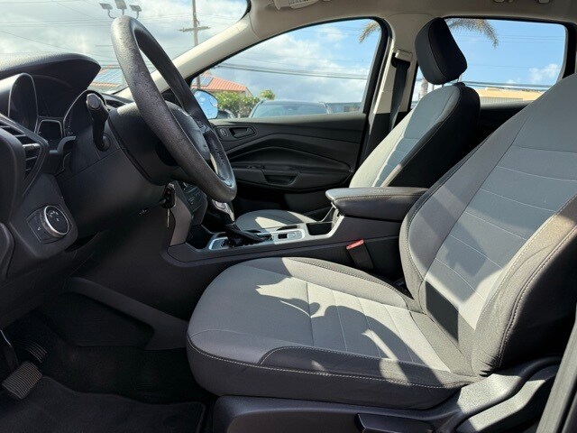 2018 Ford Escape S photo 10