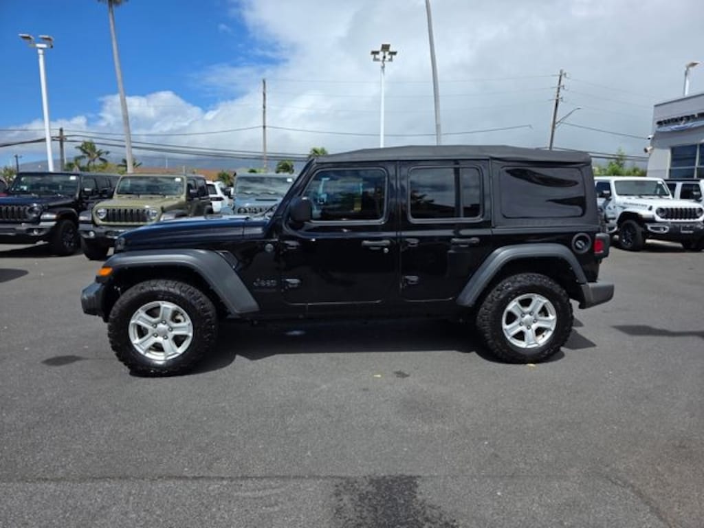 Used 2022 Jeep Wrangler Unlimited Sport SUV