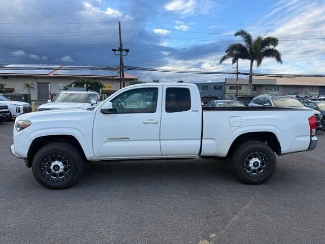 2016 Toyota Tacoma SR photo 6