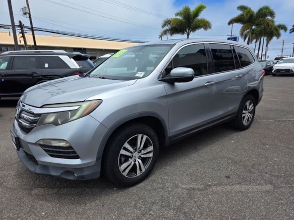 Used 2017 Honda Pilot EX-L w/Navigation AWD SUV