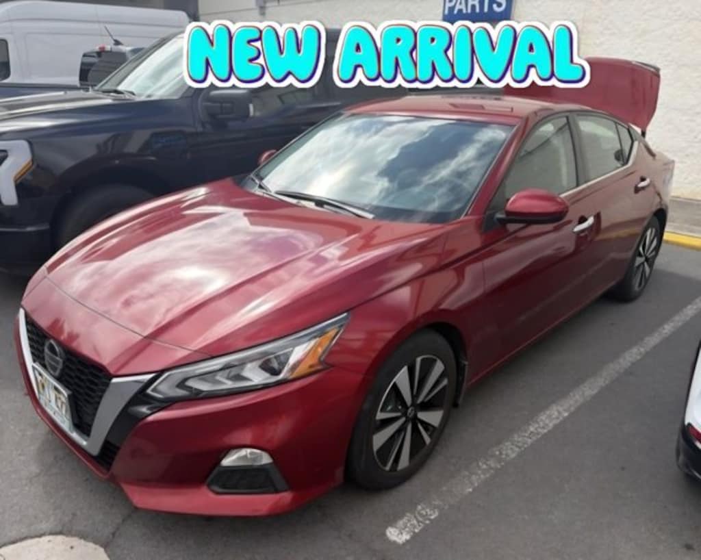 Used 2021 Nissan Altima 2.5 SV Sedan