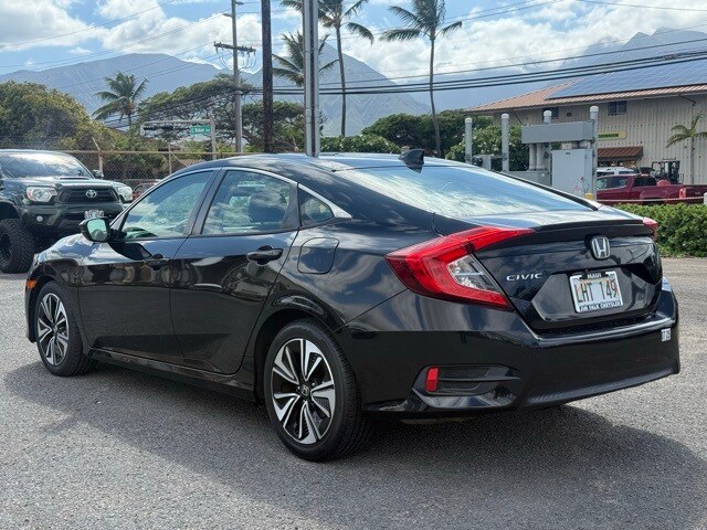 2017 Honda Civic EX-T photo 3