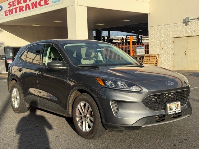 2022 Ford Escape SE photo 2