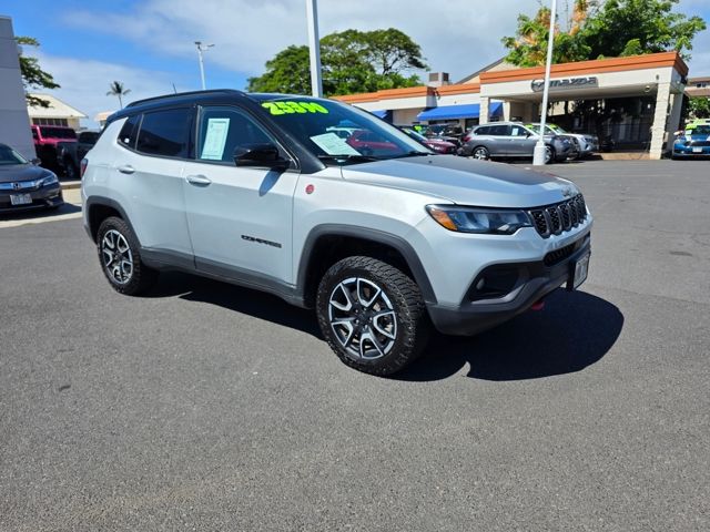 2024 Jeep Compass at Valley Isle Motors Ltd, photo 1