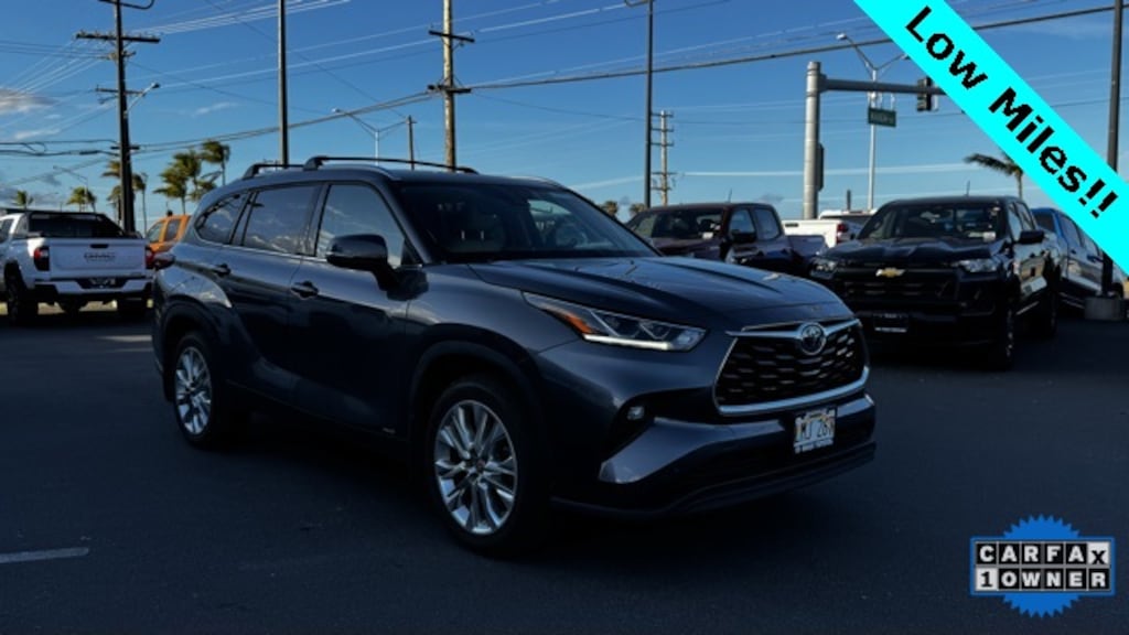Used 2022 Toyota Highlander Hybrid Limited SUV