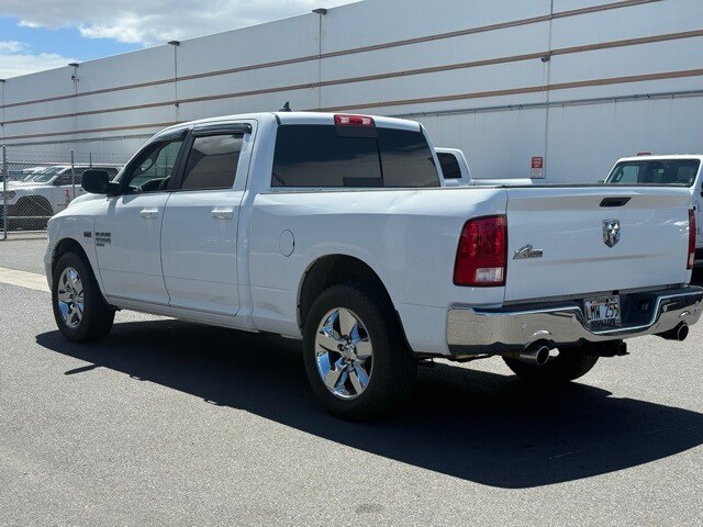 2019 Ram 1500 Classic SLT photo 4