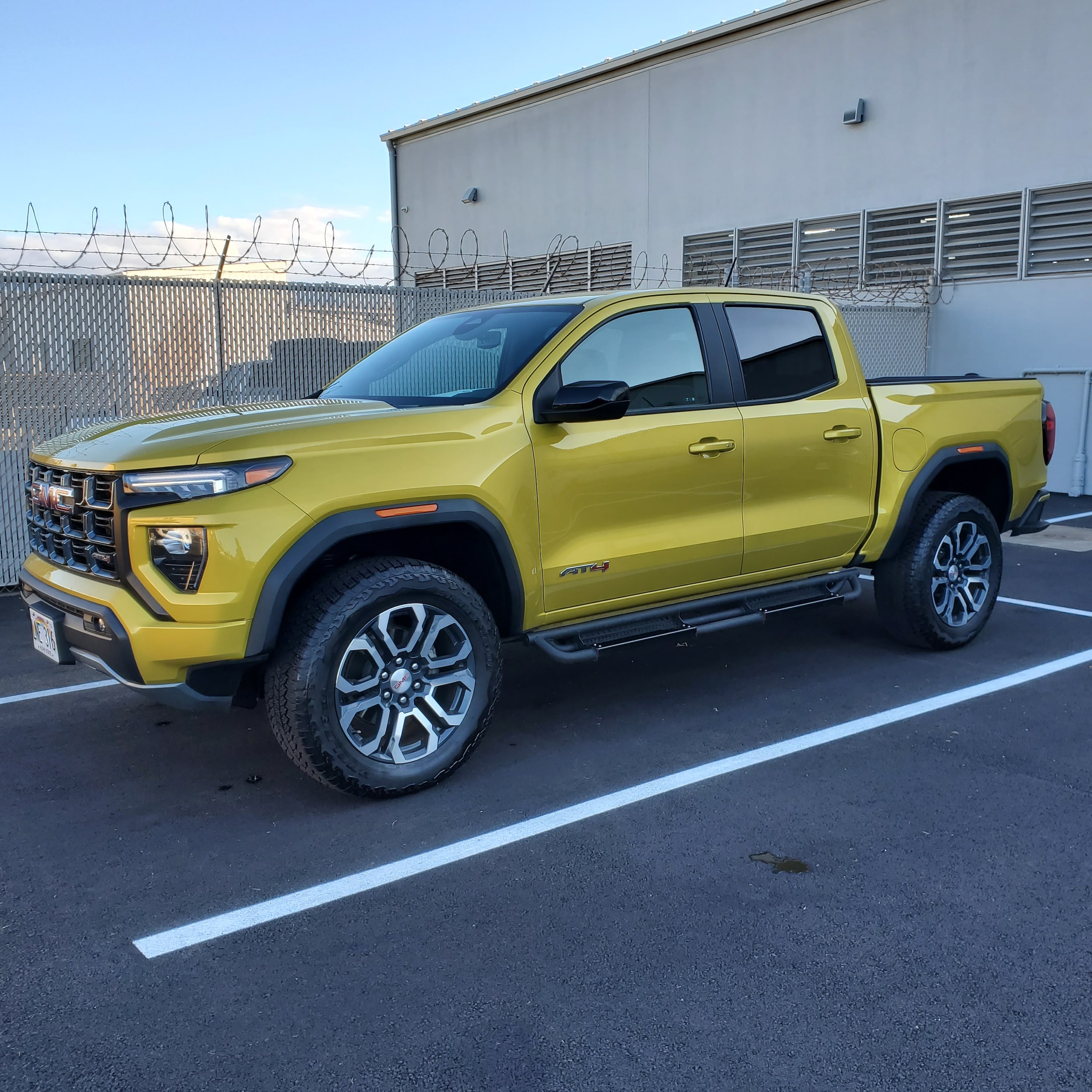 2023 GMC Canyon AT4's photo