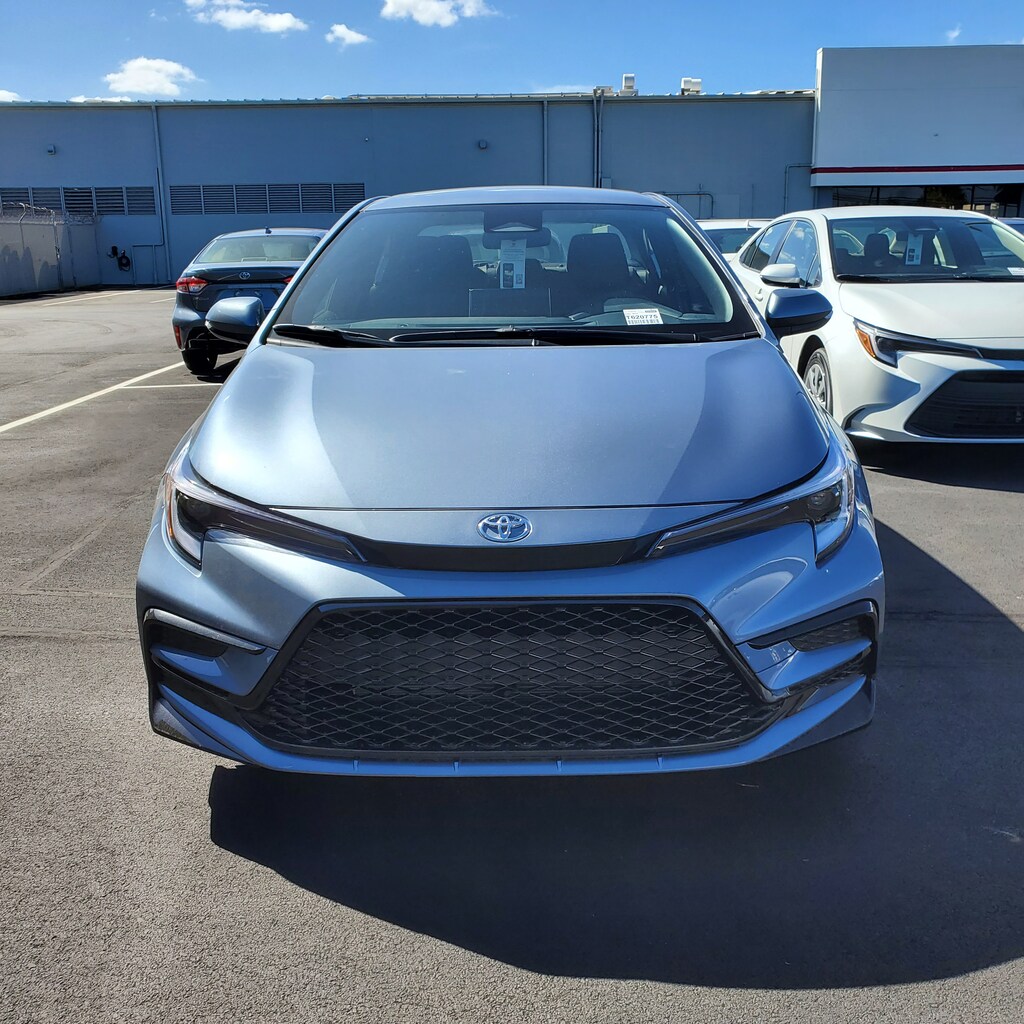 New 2026 Toyota Corolla SE Sedan