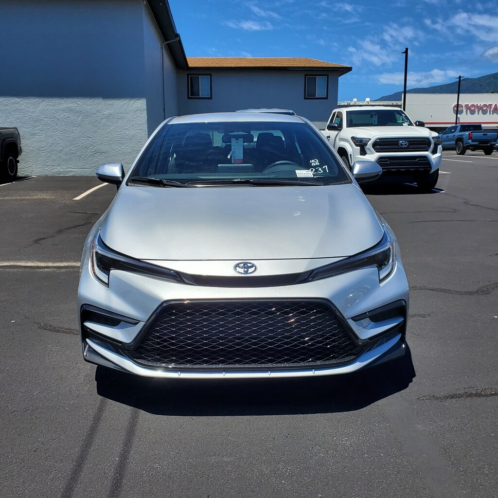 New 2026 Toyota Corolla SE Sedan