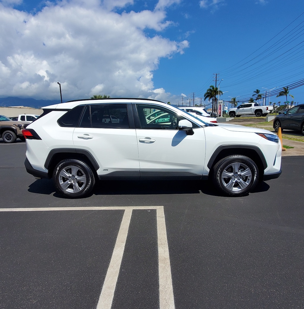 Used 2025 Toyota RAV4 Hybrid LE SUV