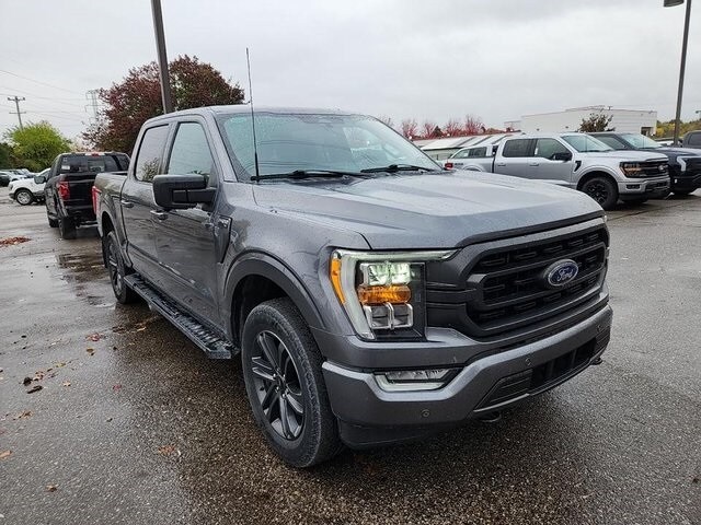 2023 Ford F-150 XLT photo 2