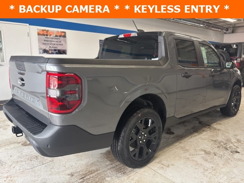 New 2025 Ford Maverick XLT Truck