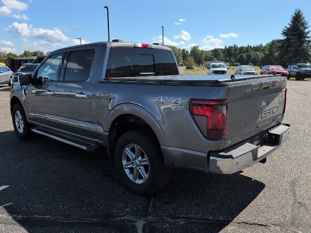 2025 Ford F-150 XLT photo 3